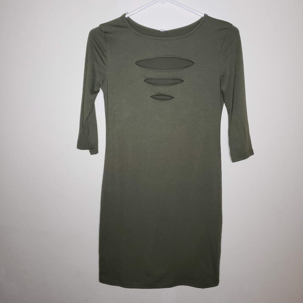 NEW Wanna This Women's Size S Cutout Long Top